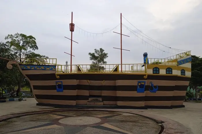 Kraton Waterpark Sidoarjo, a fun holiday spot with exciting water rides